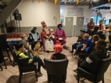 Sinterklaasfeest bij S.K.N.W.K. voor JO7-1 van vrijdag 1 december 2023 (153/180)